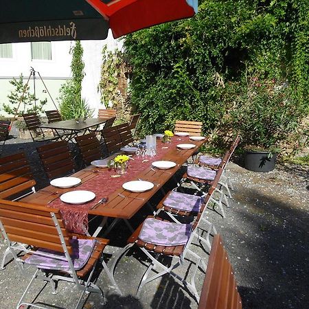 Pension Zum Hirsch Göda Exteriör bild