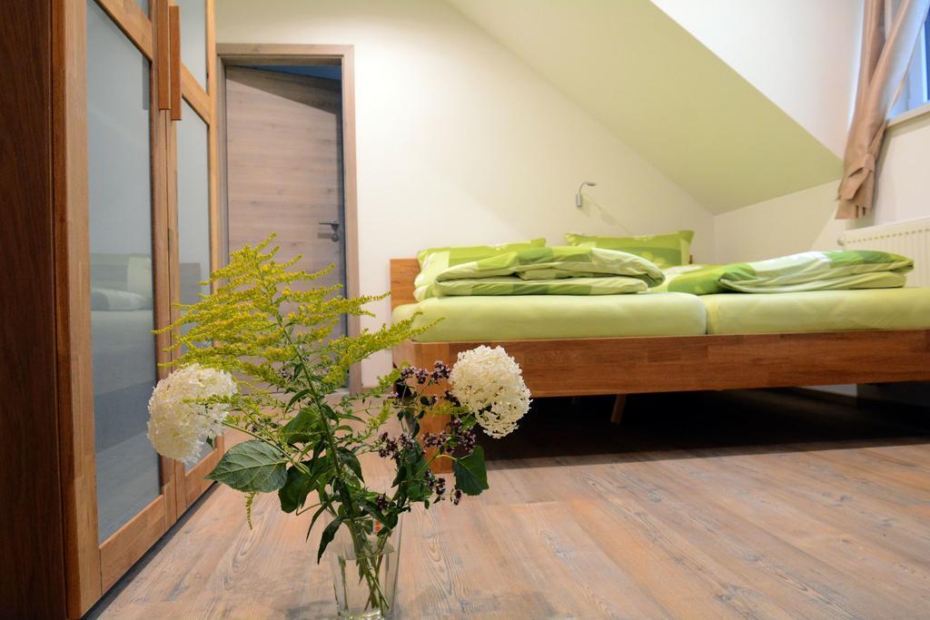 Pension Zum Hirsch Göda Rum bild