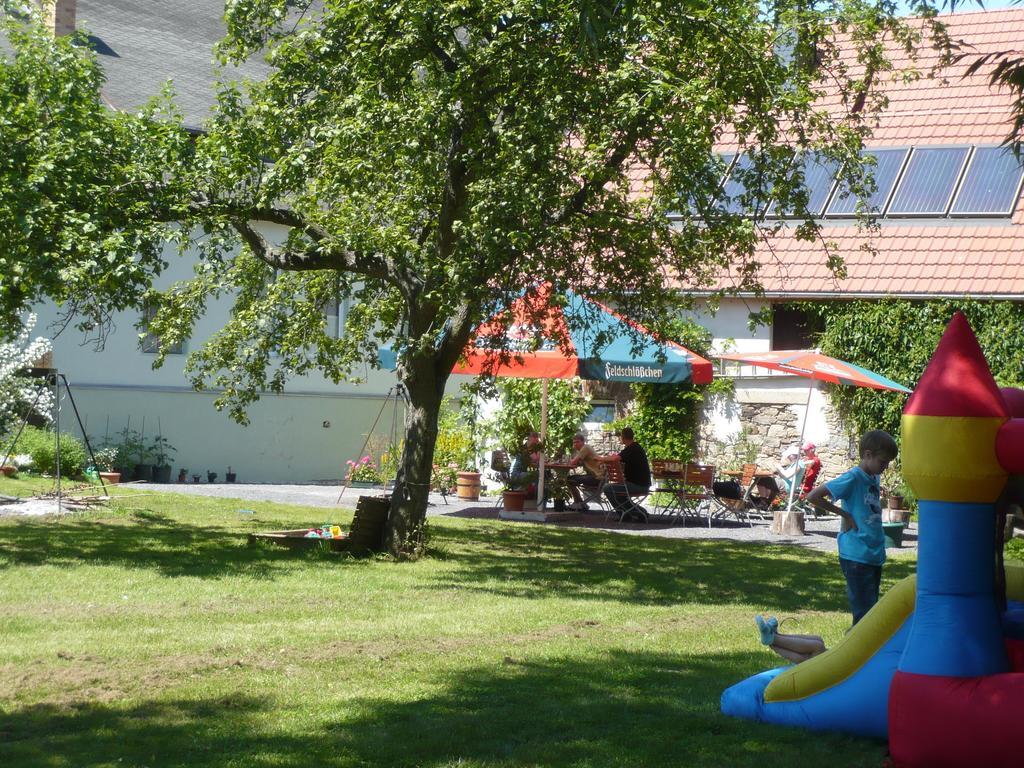 Pension Zum Hirsch Göda Exteriör bild